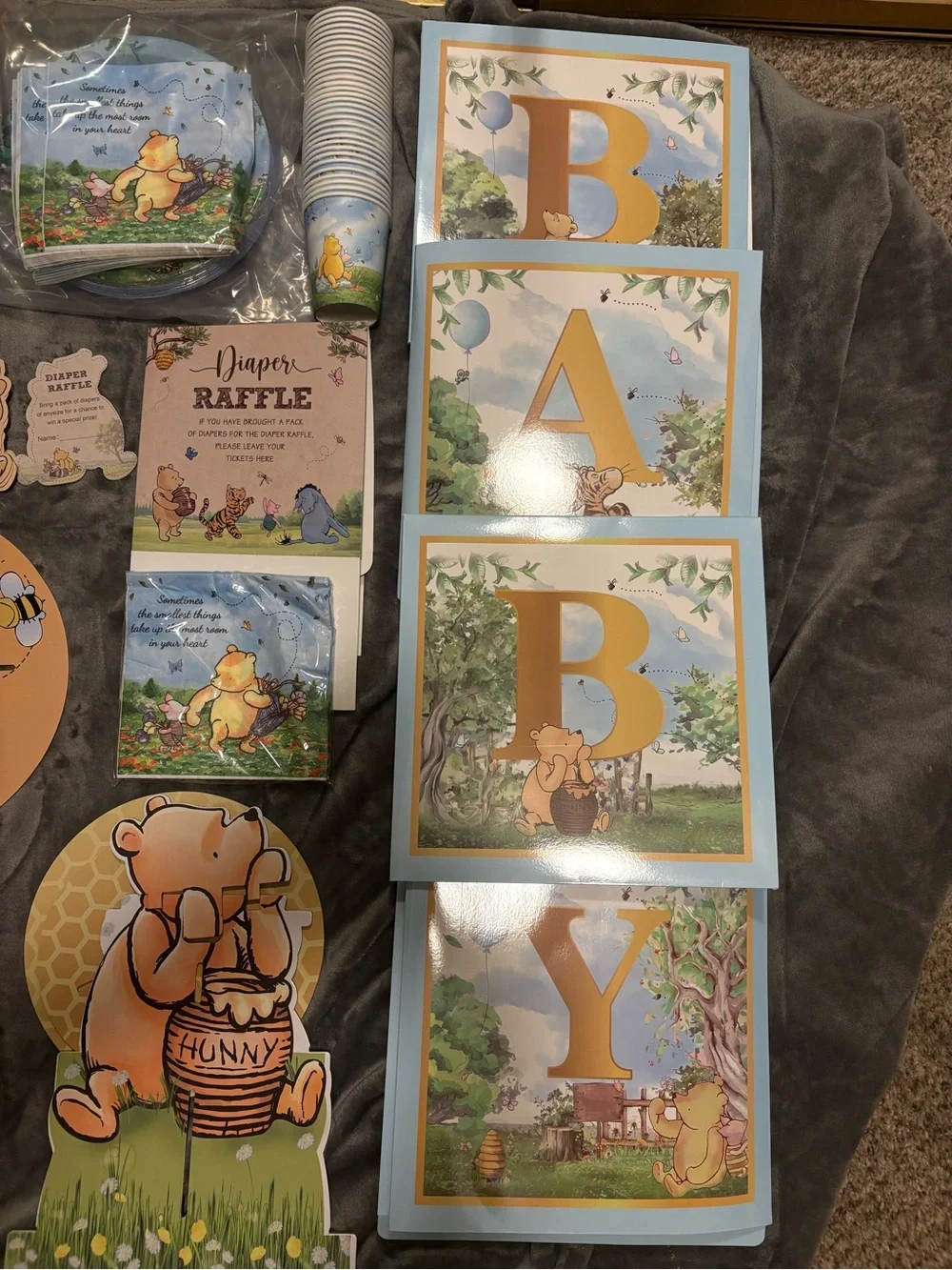 Disney Winnie the Pooh Baby Banner and Party Kit in Light Blue and Gold